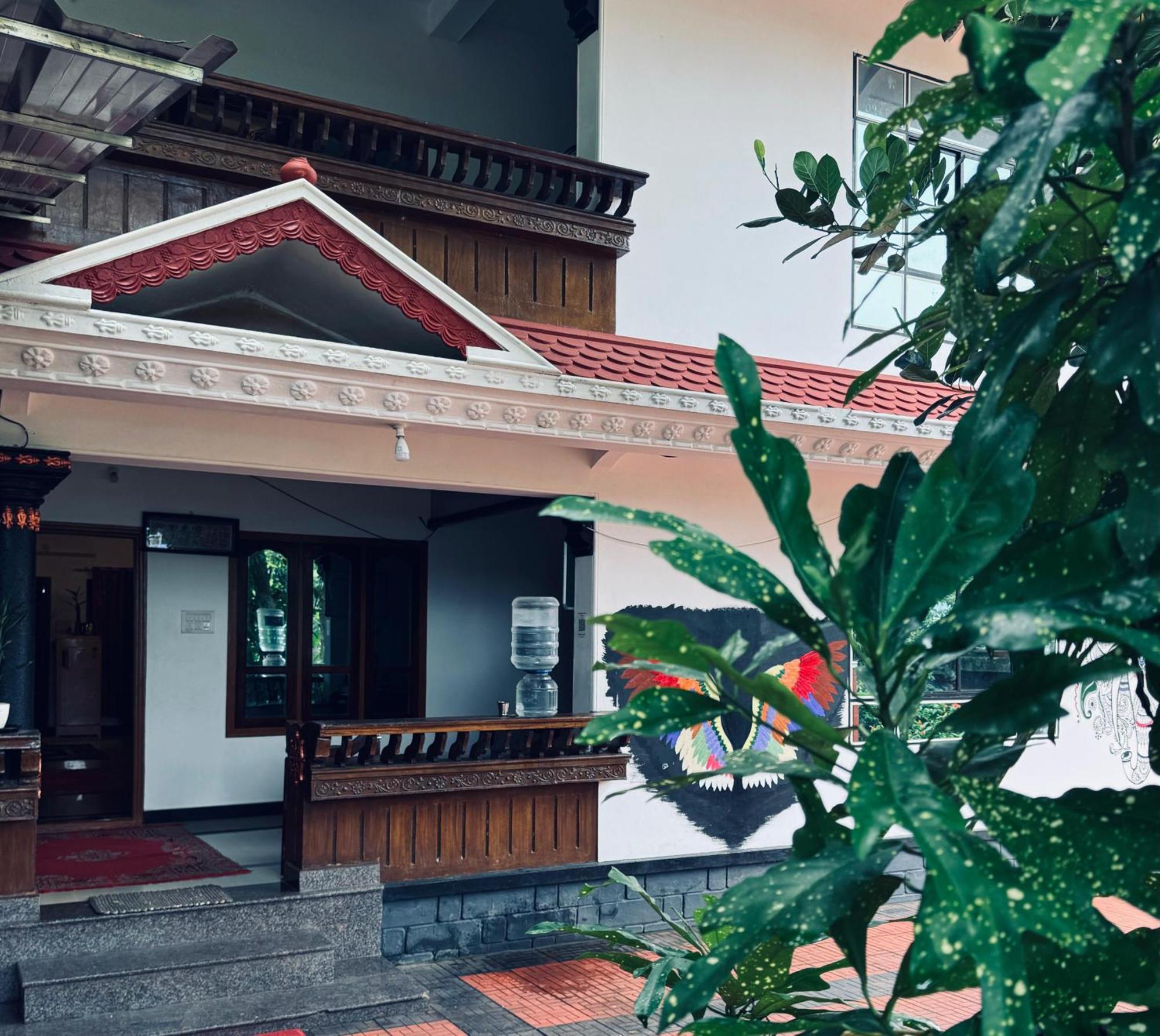 The Lungi Vibe Bed & Breakfast Varkala Exterior photo