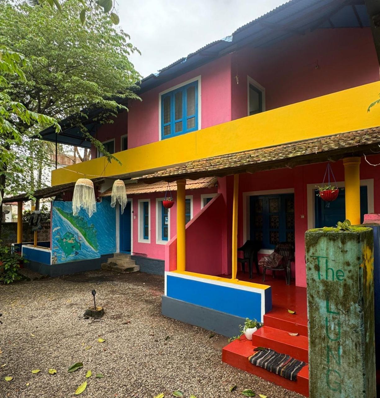 The Lungi Vibe Bed & Breakfast Varkala Exterior photo